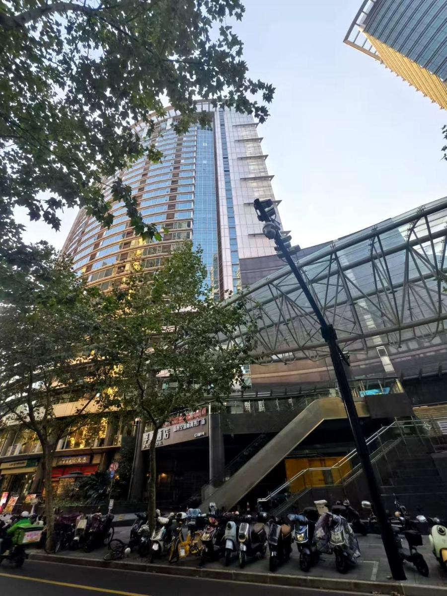 Xinshikong Apartments- Abest Zhongshan Park No.1 - Housity