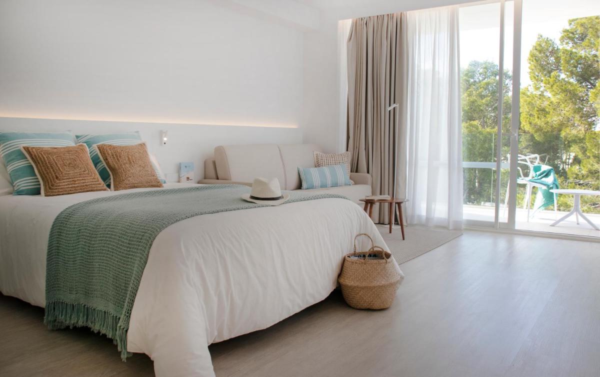 Cama o camas de una habitación en Els Pins Resort & Spa - Emar Hotels