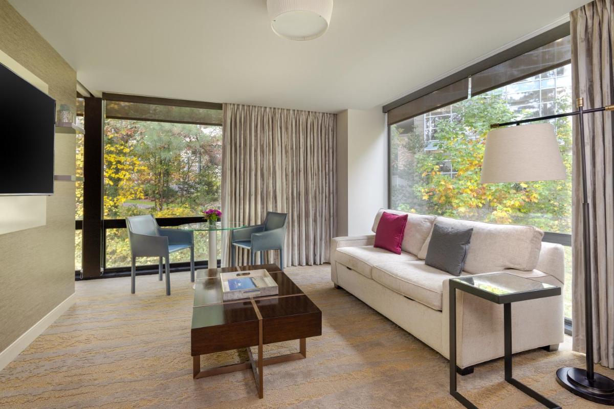 JB Duke Hotel - Housity