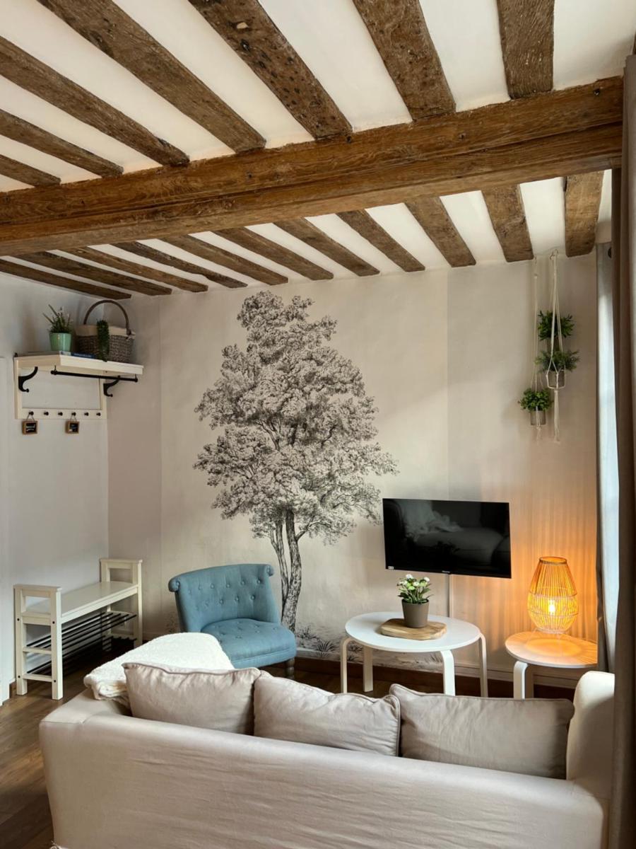 Une Pause Chez Julien, appartement lumineux et idéalement situé! - Housity