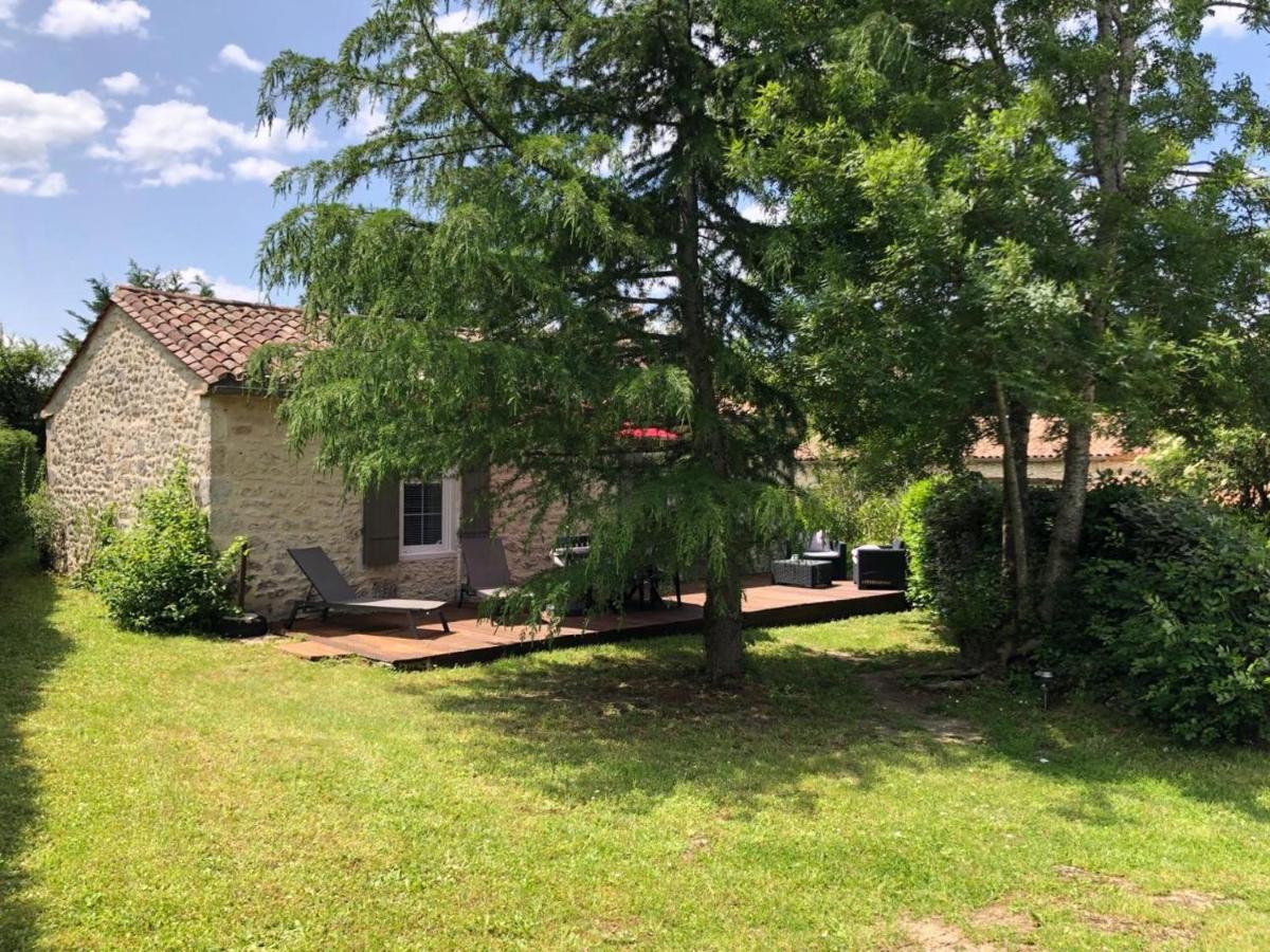 Gite Roche Blanche - Housity