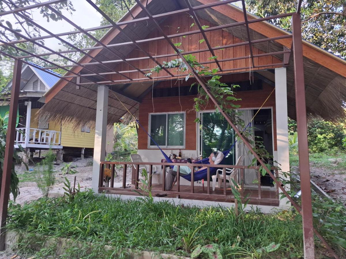 Baan Suan Kayoo 1 Long beach Aow Yai - Housity