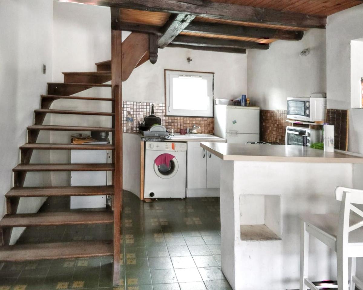 Maison pittoresque a Echalot avec jardin cloture - Housity