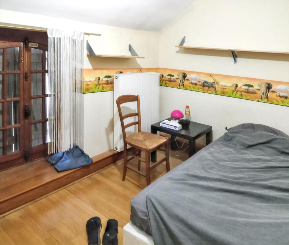 Maison pittoresque a Echalot avec jardin cloture - Housity