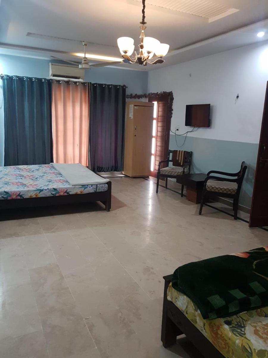 khyber lodge 2 guest house - Housity