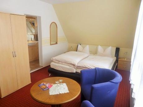 Hotel Waldhaus-Hutzelhöh - Housity