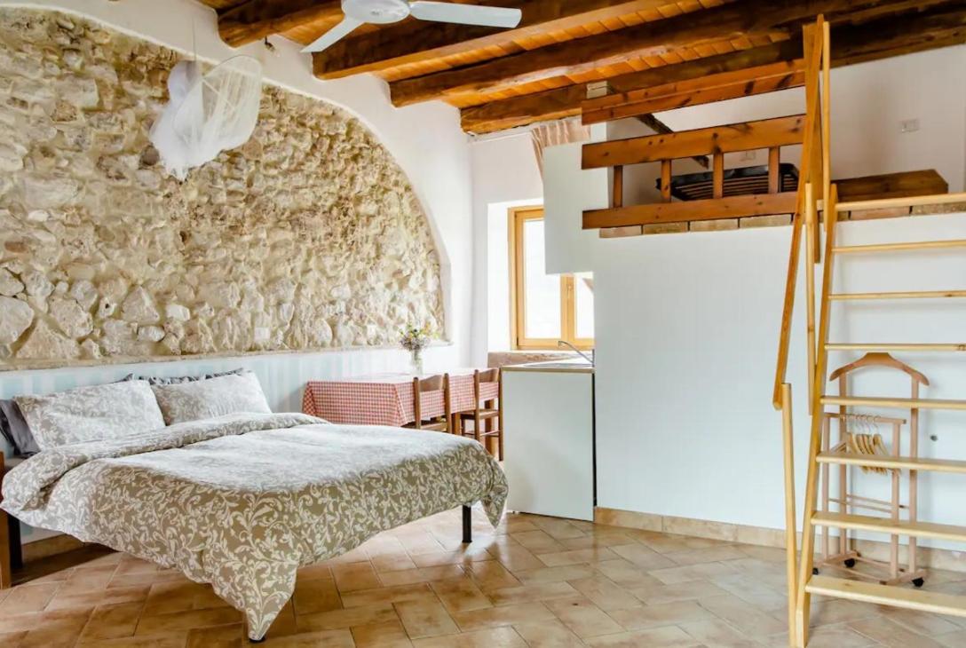 Italyfarmstay - Housity