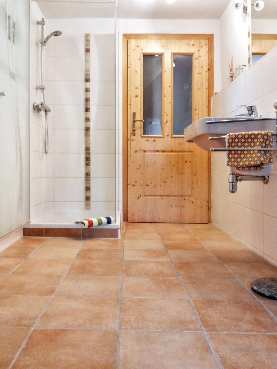 Charming House in Pruggern Mountain View - Housity