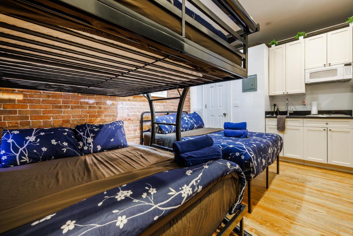 Studios in New York - Housity