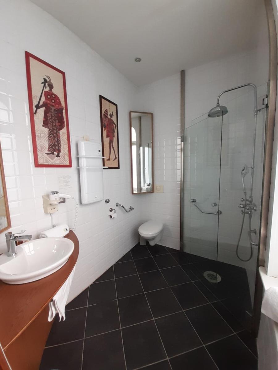 Salle de bains dans l'établissement Châtellerie De Schoebeque
