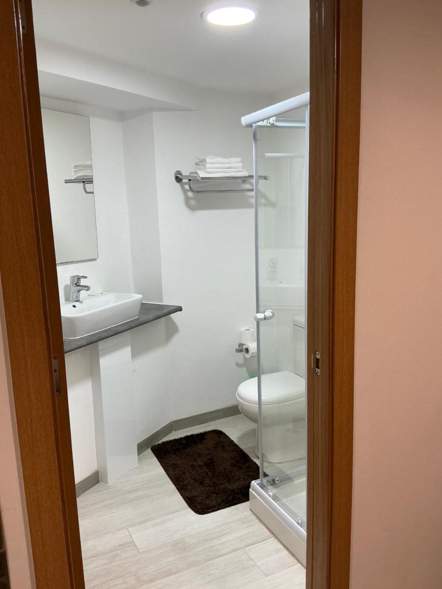 Hostal Bo Camiño - Housity