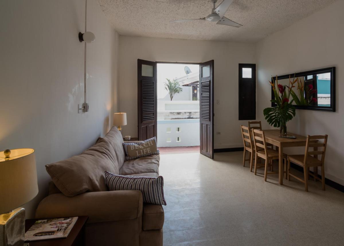 La Capitana Old San Juan Building - Housity