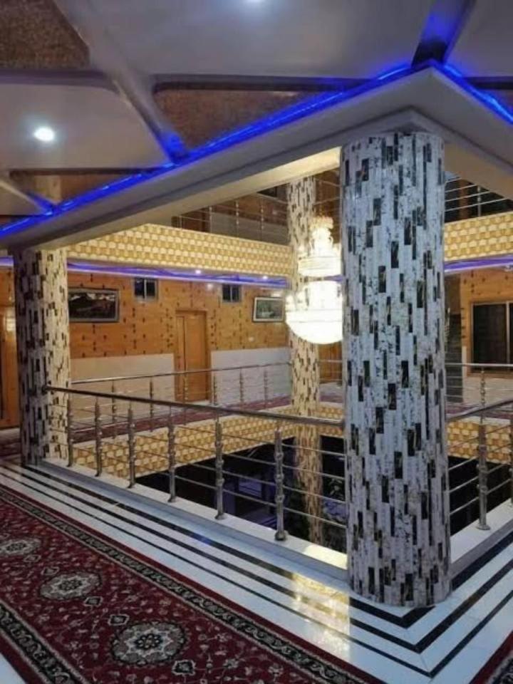 Reliance Hotel - Housity