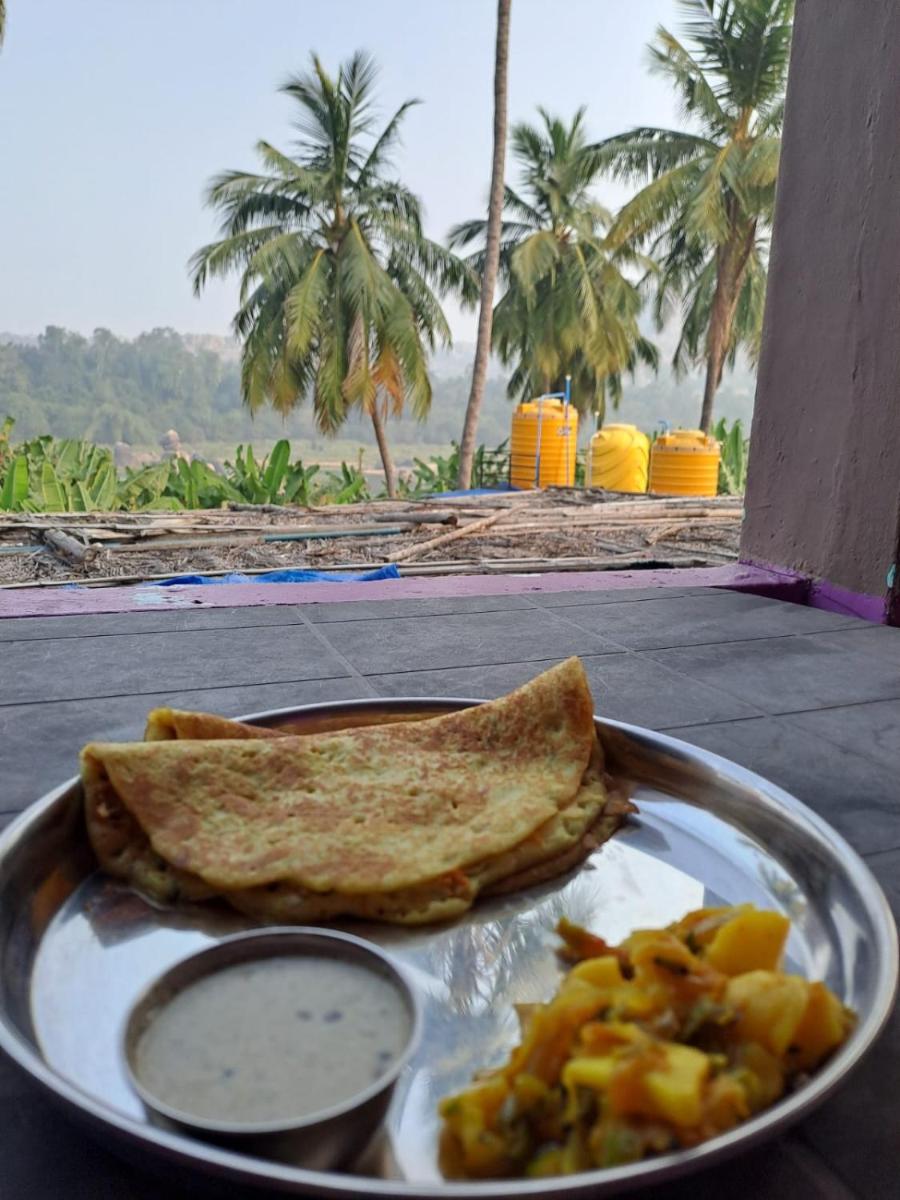 Kiran River View Guest House - Housity