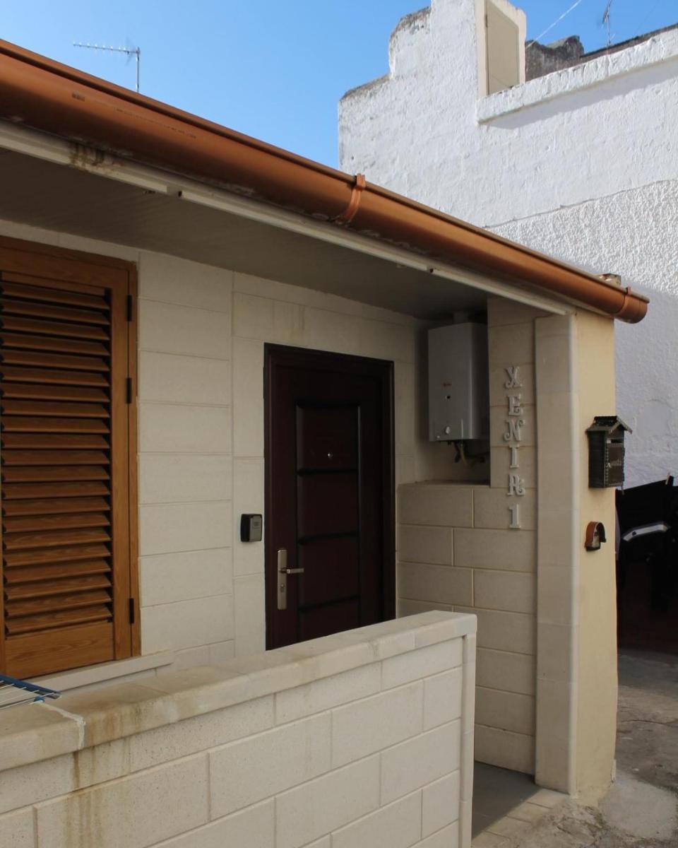 Xenia renting - Housity