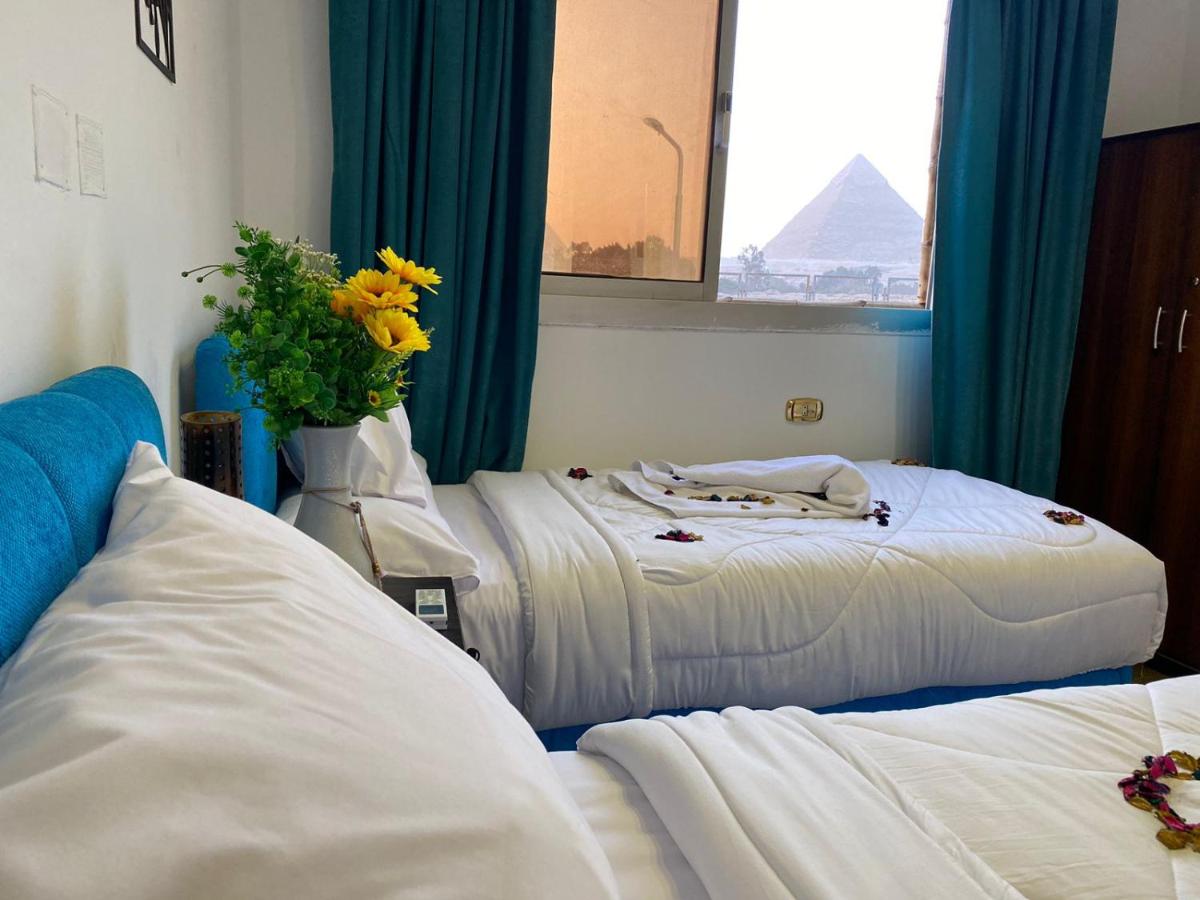 shahbor 2pyramids view - Housity