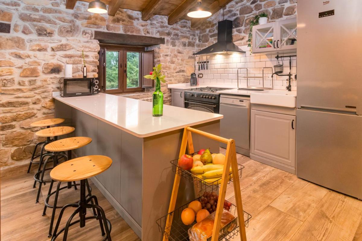 Cabaña Pasiega El Ojal - Housity