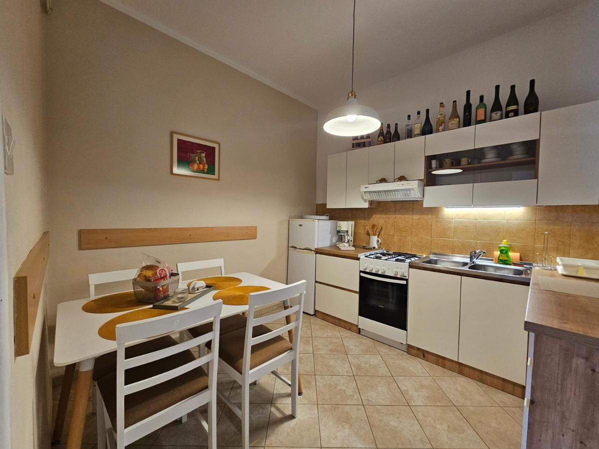 Apartments & rooms MIKLEUS - Housity