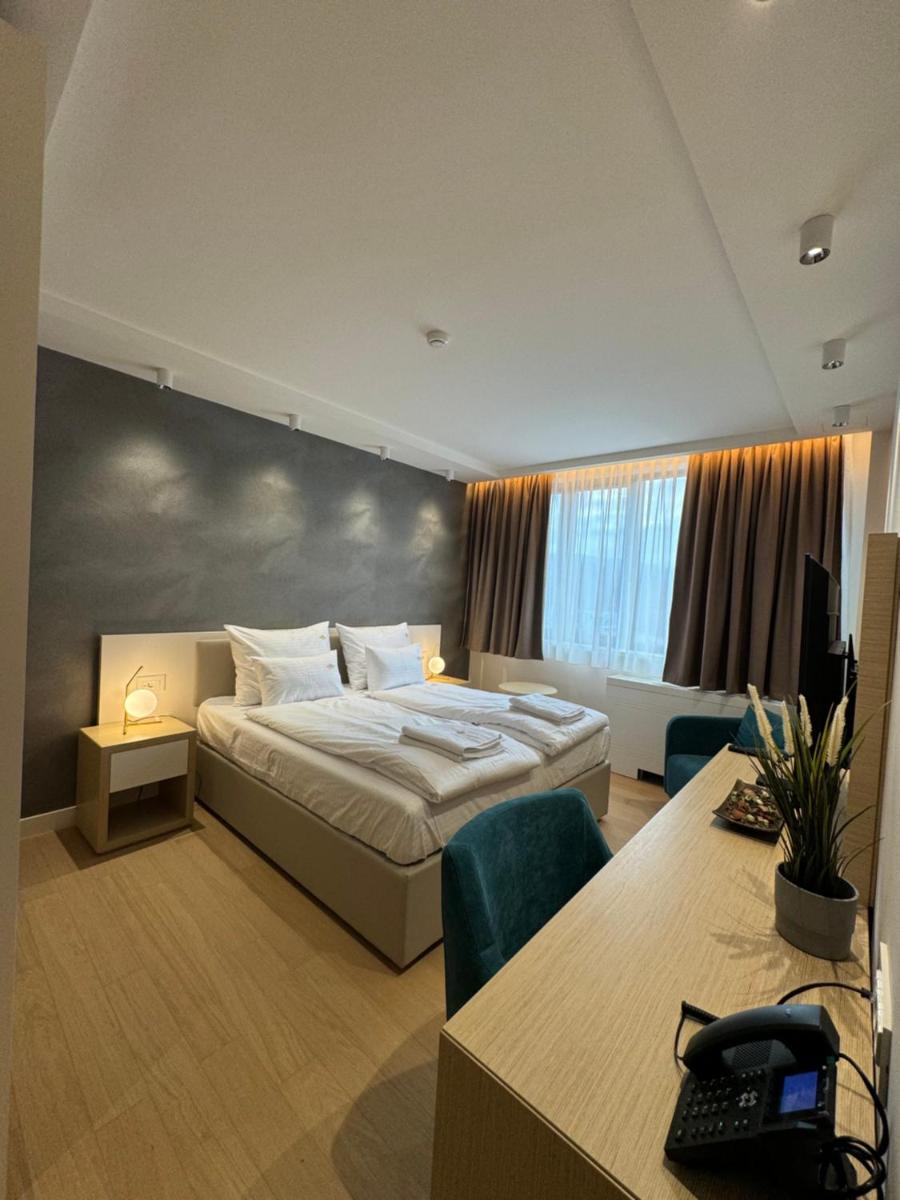 CENTRAL Stars Apartments & Free parking - Housity
