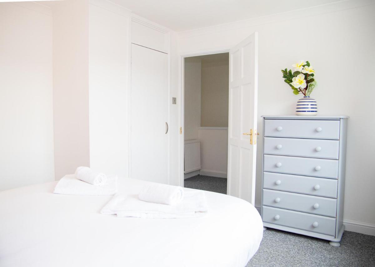 Parkside House Stevenage - Housity