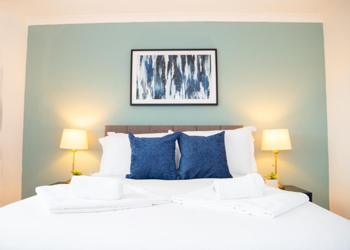 Parkside House Stevenage - Housity