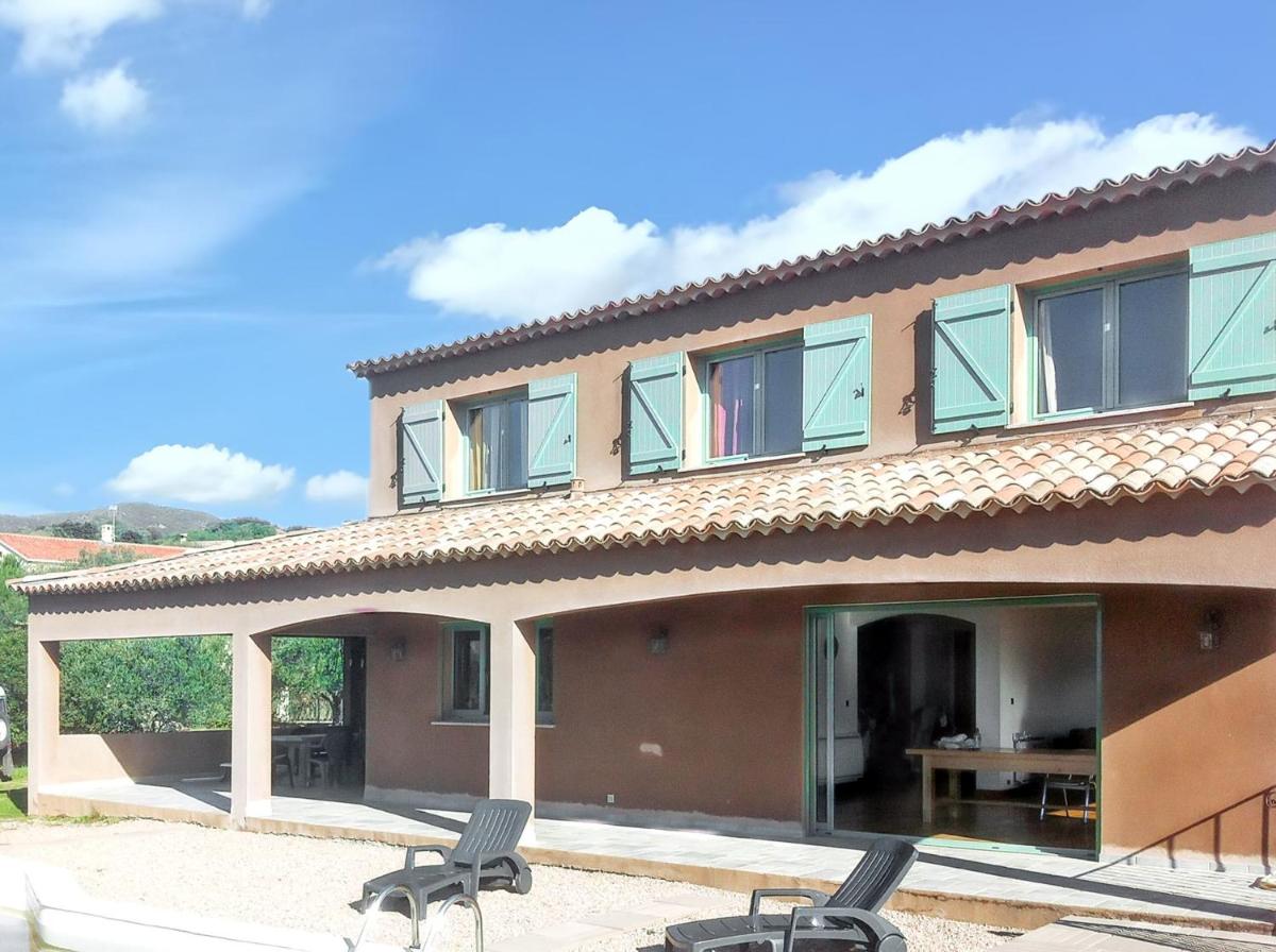 Villa elegante a Sagone avec piscine privee et vue sur la mer - Housity