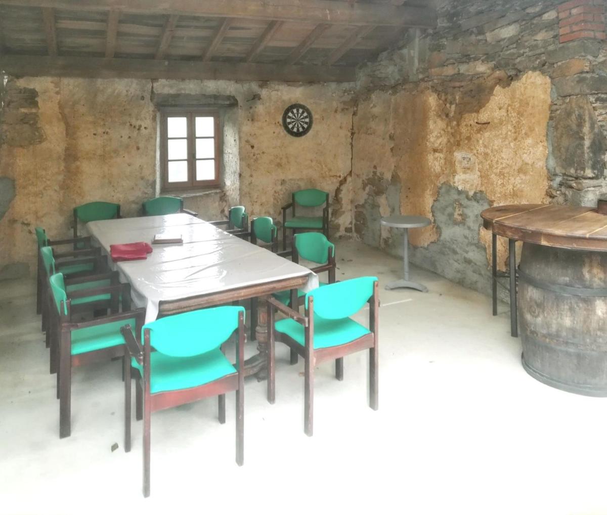 Villa spacieuse à Vieillevie avec piscine privée - 180 m² - Housity
