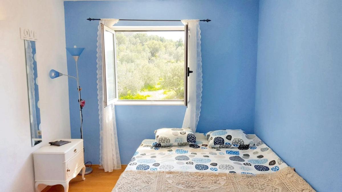 Comfortable apartment in Makarska, 80 m², sea view and terrace - Housity