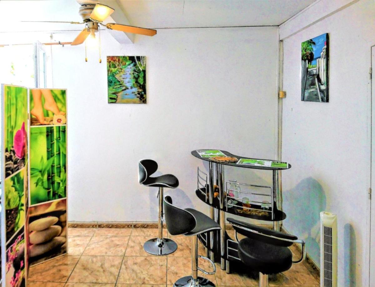Studio charmant à Fort-de-France avec vue sur jardin - 38 m² - Housity