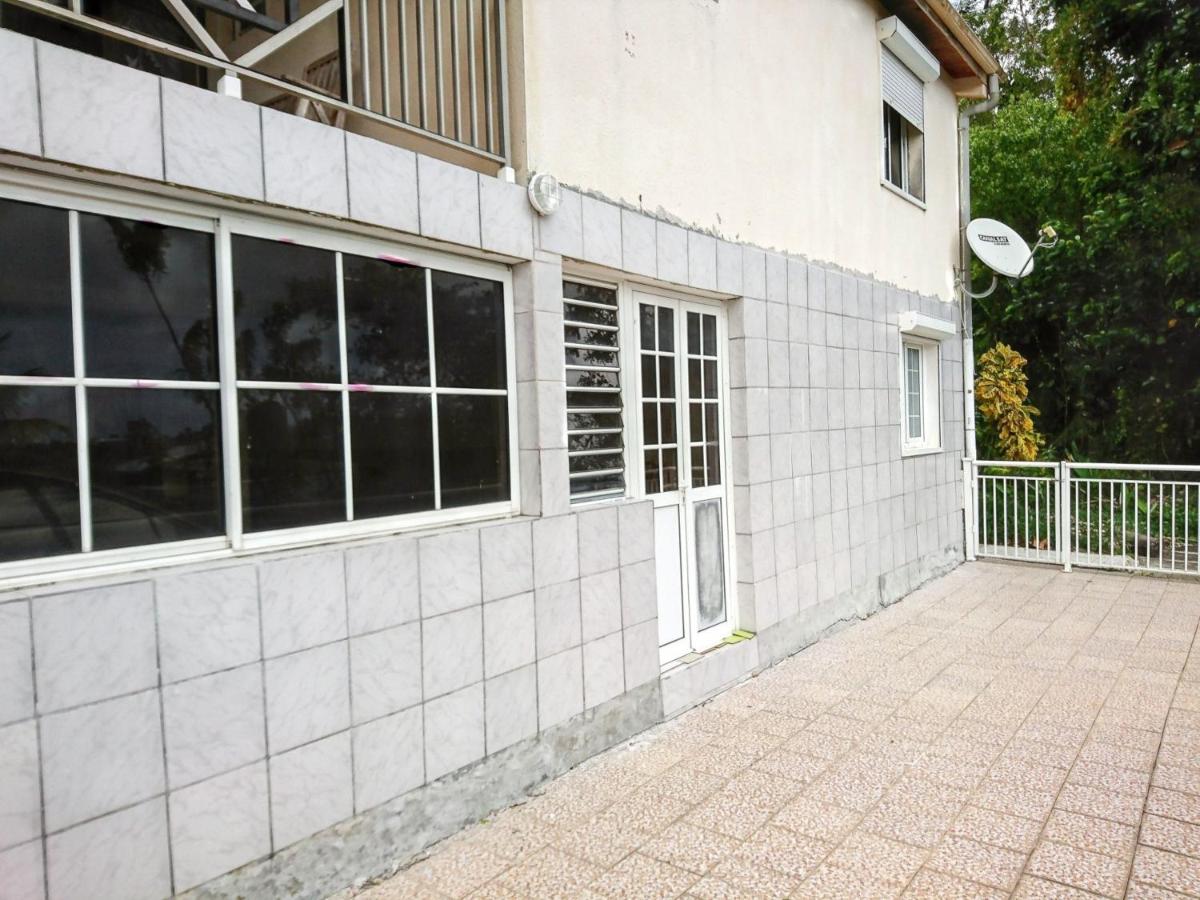 Studio charmant à Fort-de-France avec vue sur jardin - 38 m² - Housity