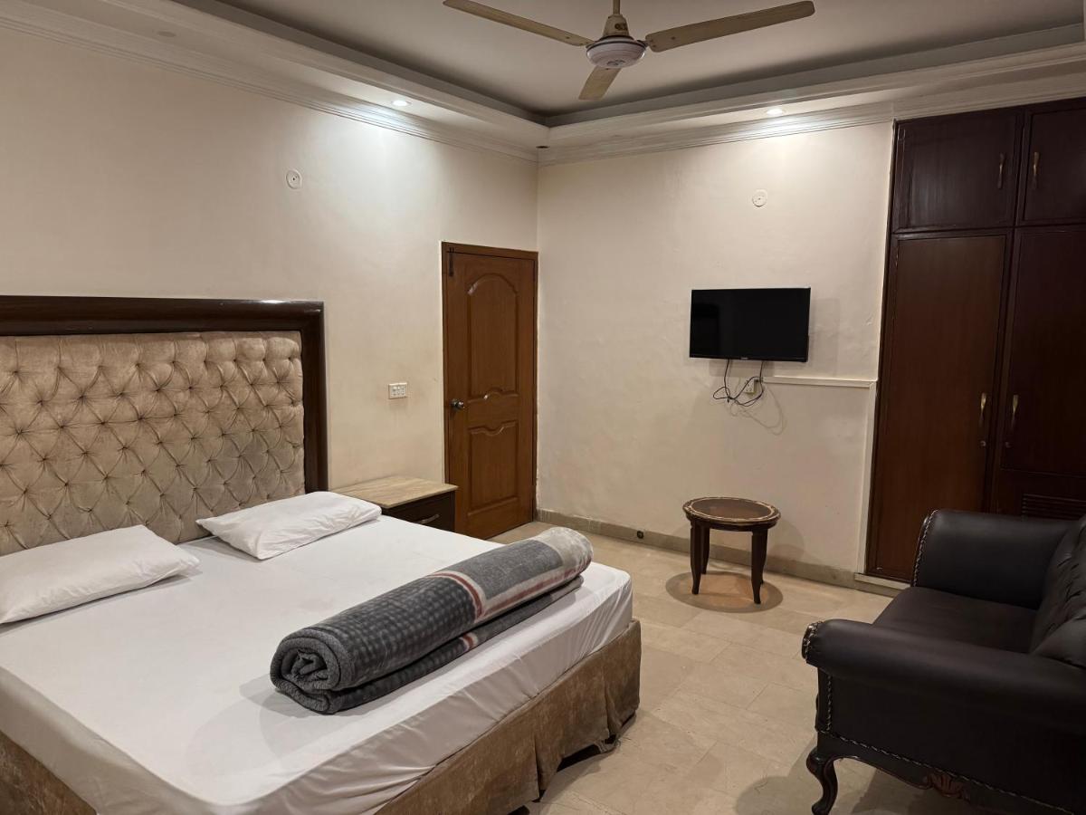 City view hotel lawrance road - Housity