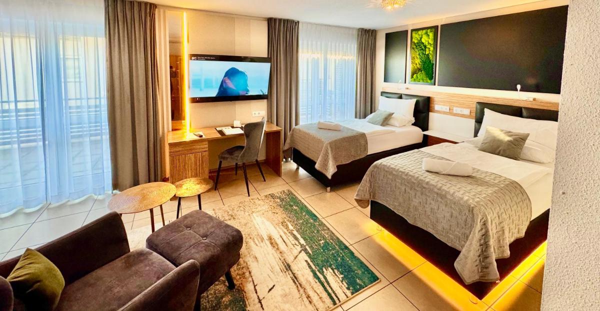 Boardinghouse HOME - adults only - - Housity