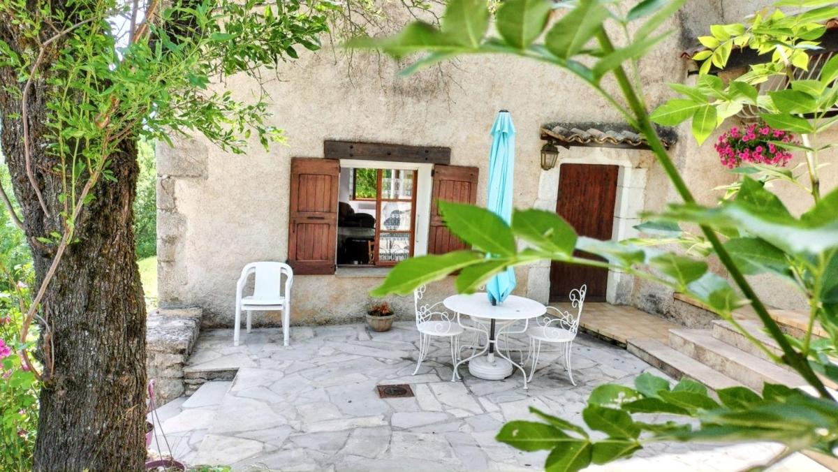 Villa charmante a Sisteron avec piscine privee - Housity
