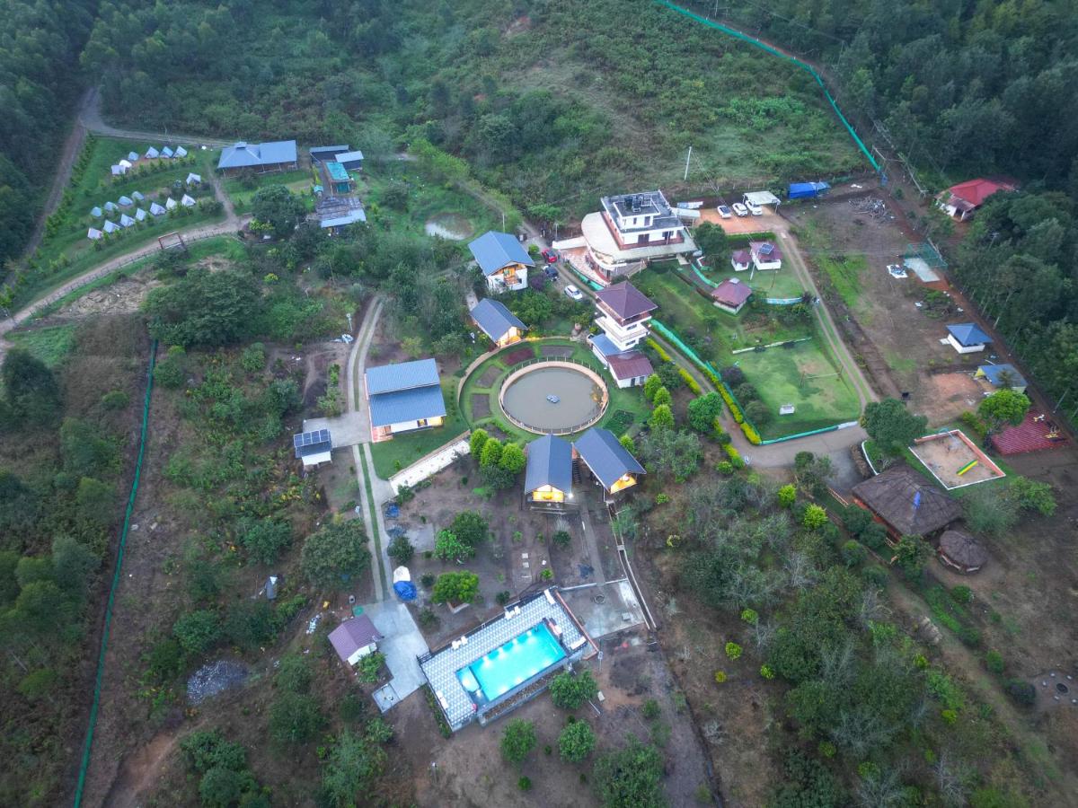 Cleveland Resorts Kanthalloor - Housity