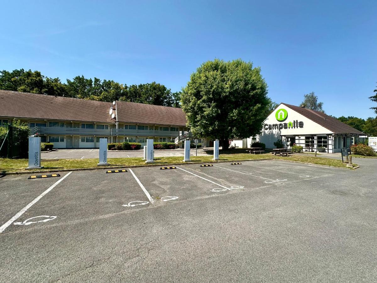 Campanile Hotel Chantilly - Housity