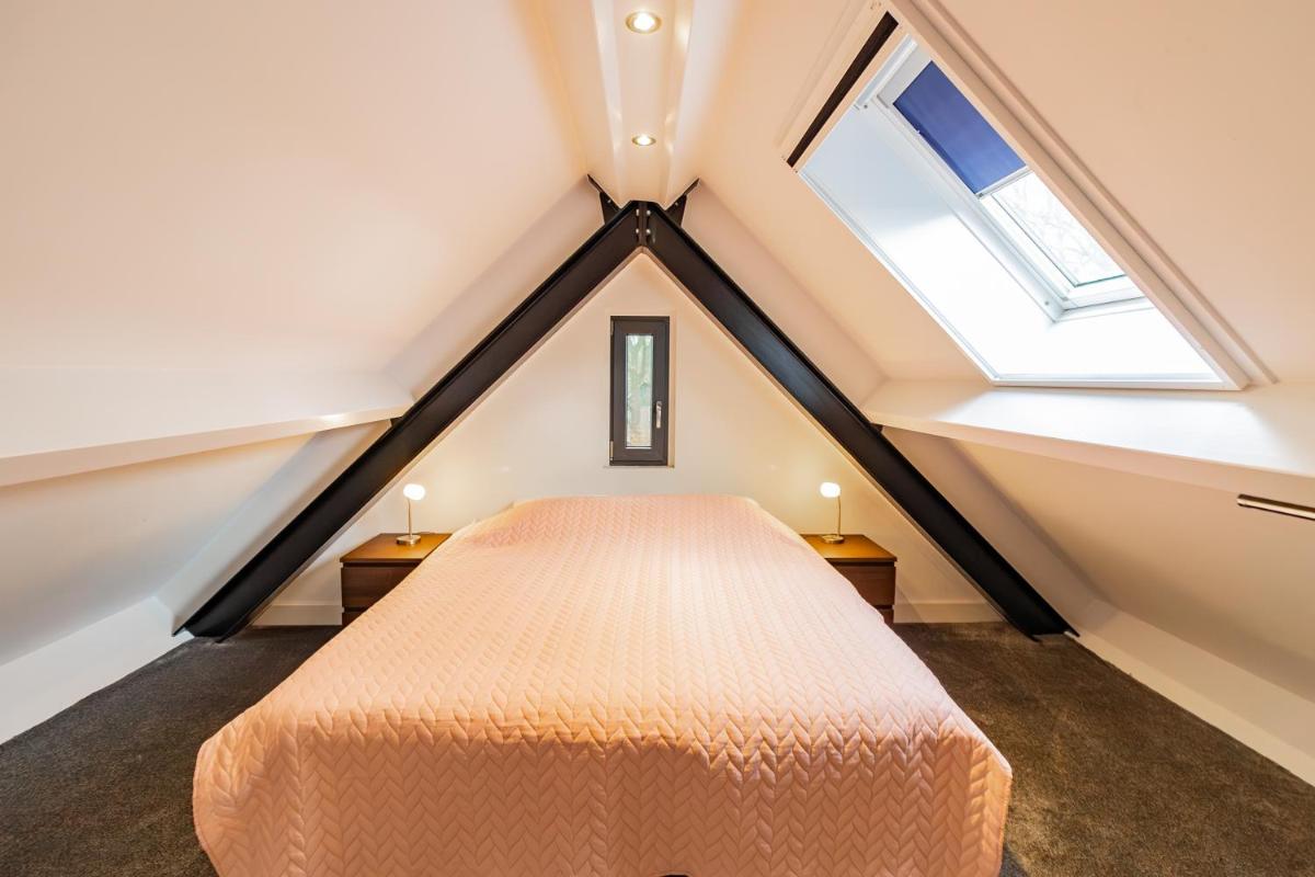 Boerderijkamer Avondzon - Housity
