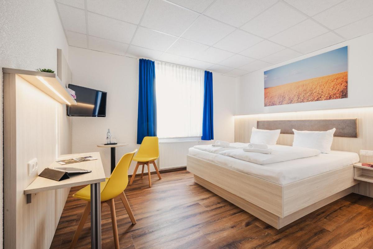 Hotel Seeblick - Housity