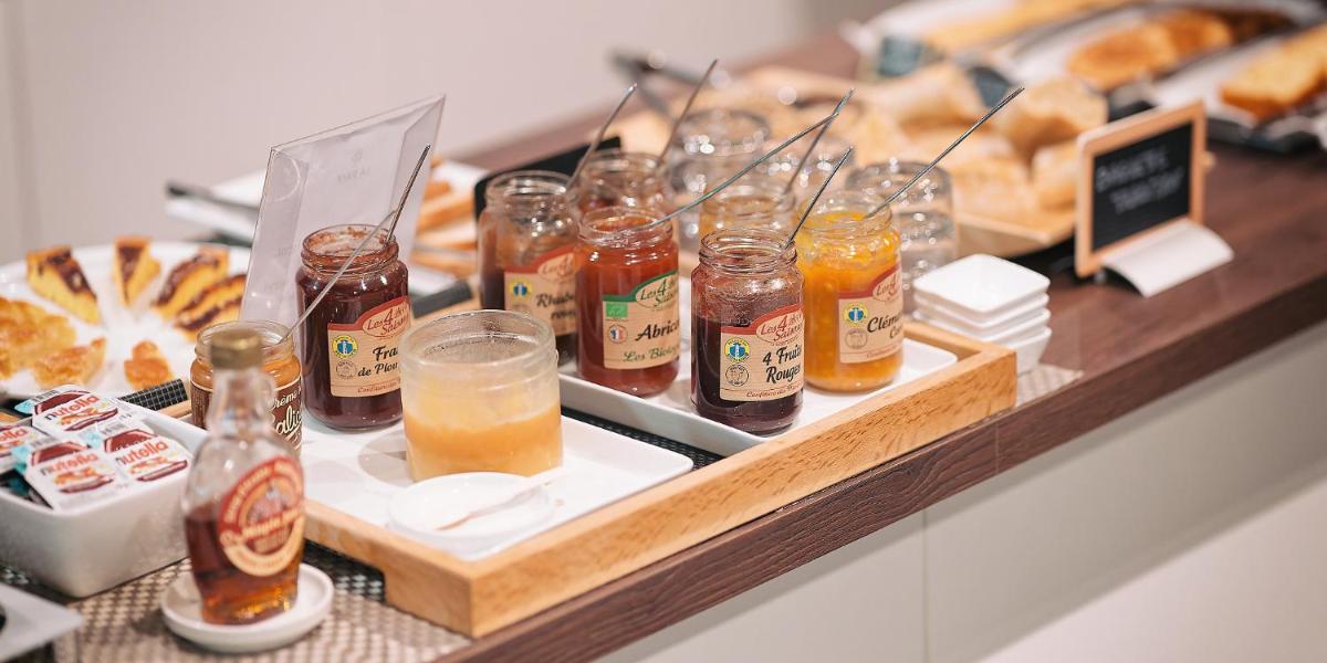 Nourriture dans l'hôtel ou à proximité