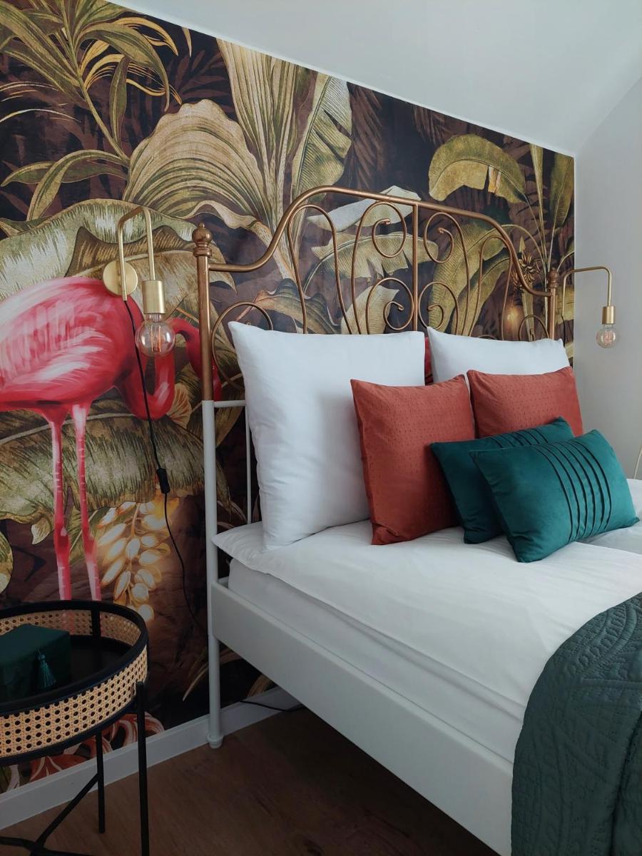 Gallery Apartment Bielefeld - Housity