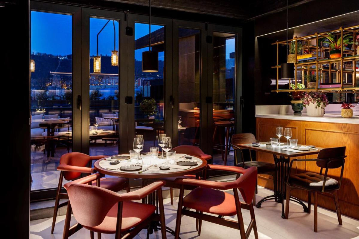 Bebidas en Radisson Collection Bilbao
