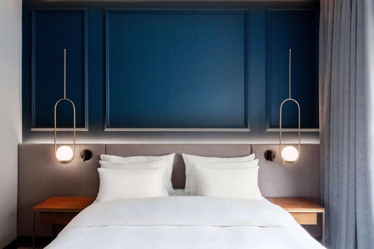 Cama o camas de una habitación en Radisson Collection Bilbao