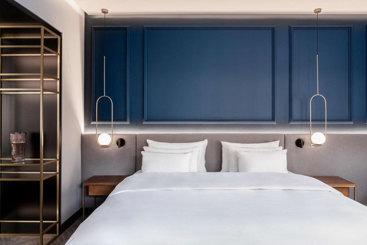 Cama o camas de una habitación en Radisson Collection Bilbao