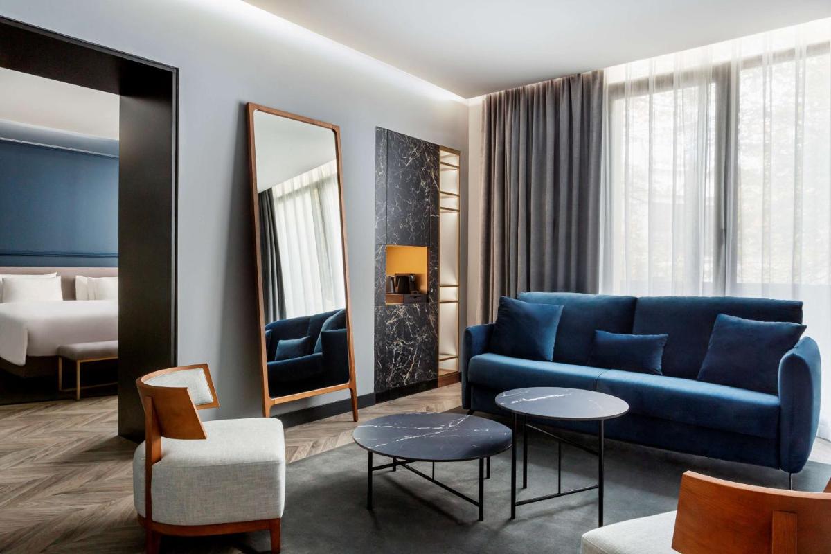 Zona de estar de Radisson Collection Bilbao