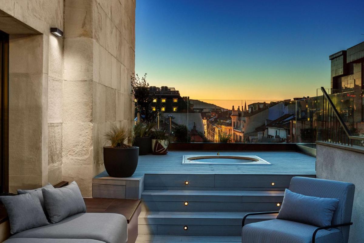 Zona de estar de Radisson Collection Bilbao