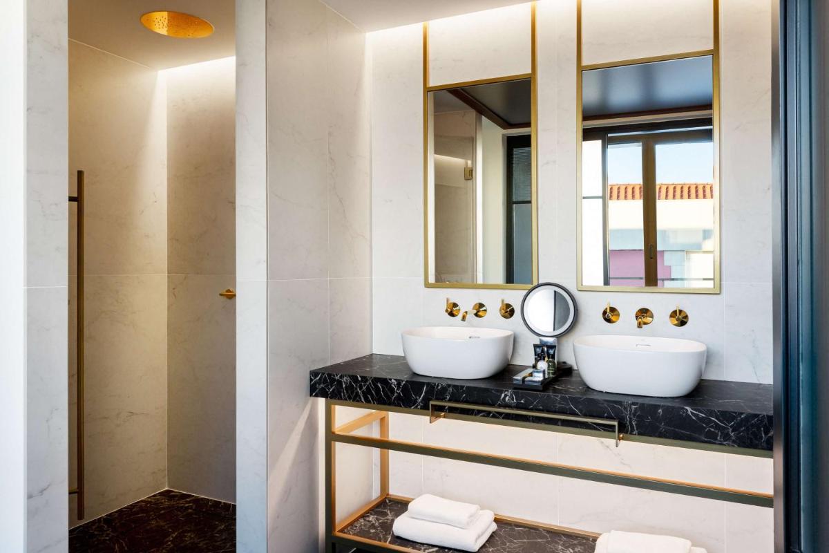 Una cocina o zona de cocina en Radisson Collection Bilbao