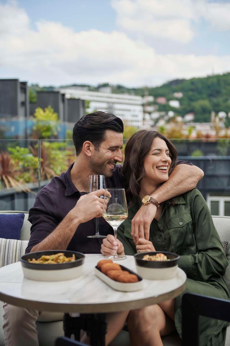 Clientes alojados en Radisson Collection Bilbao