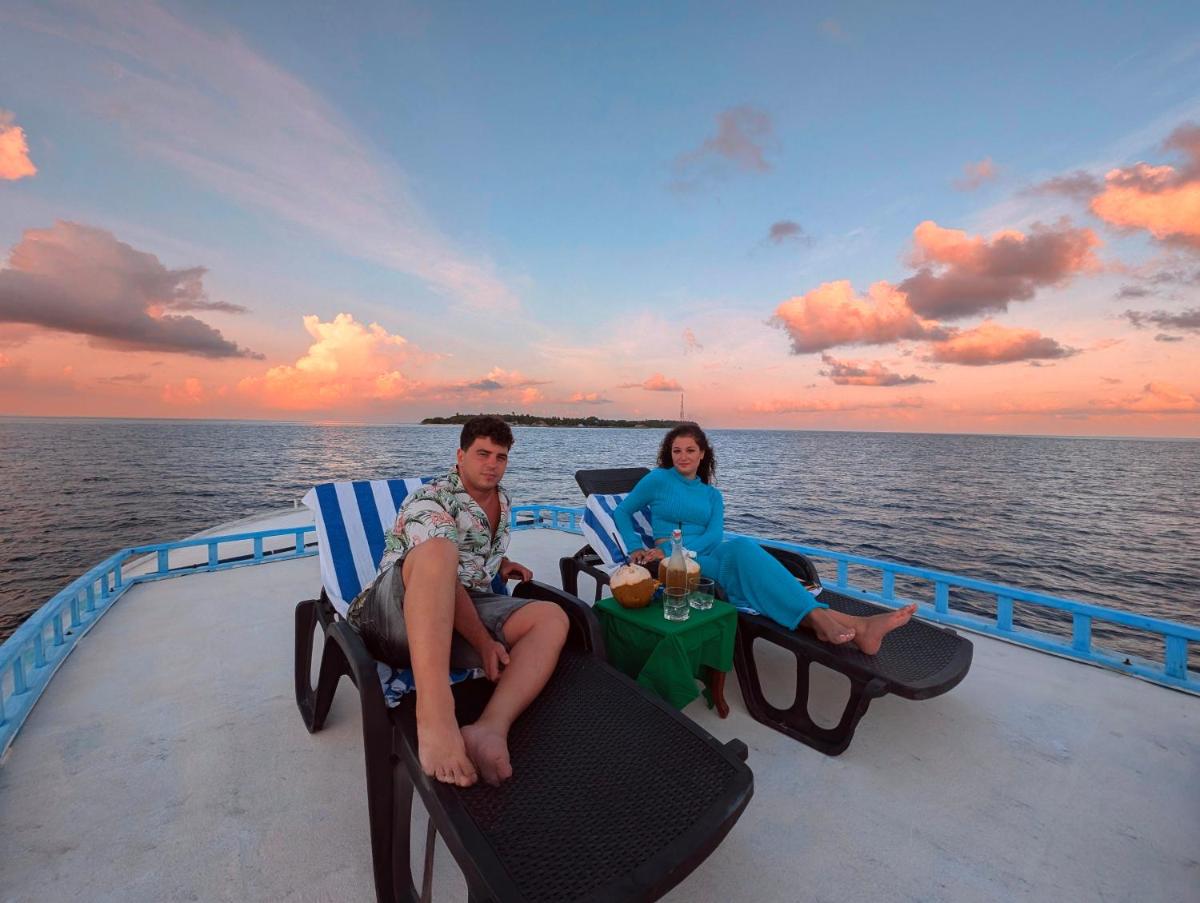 Sunny Breeze View - Housity