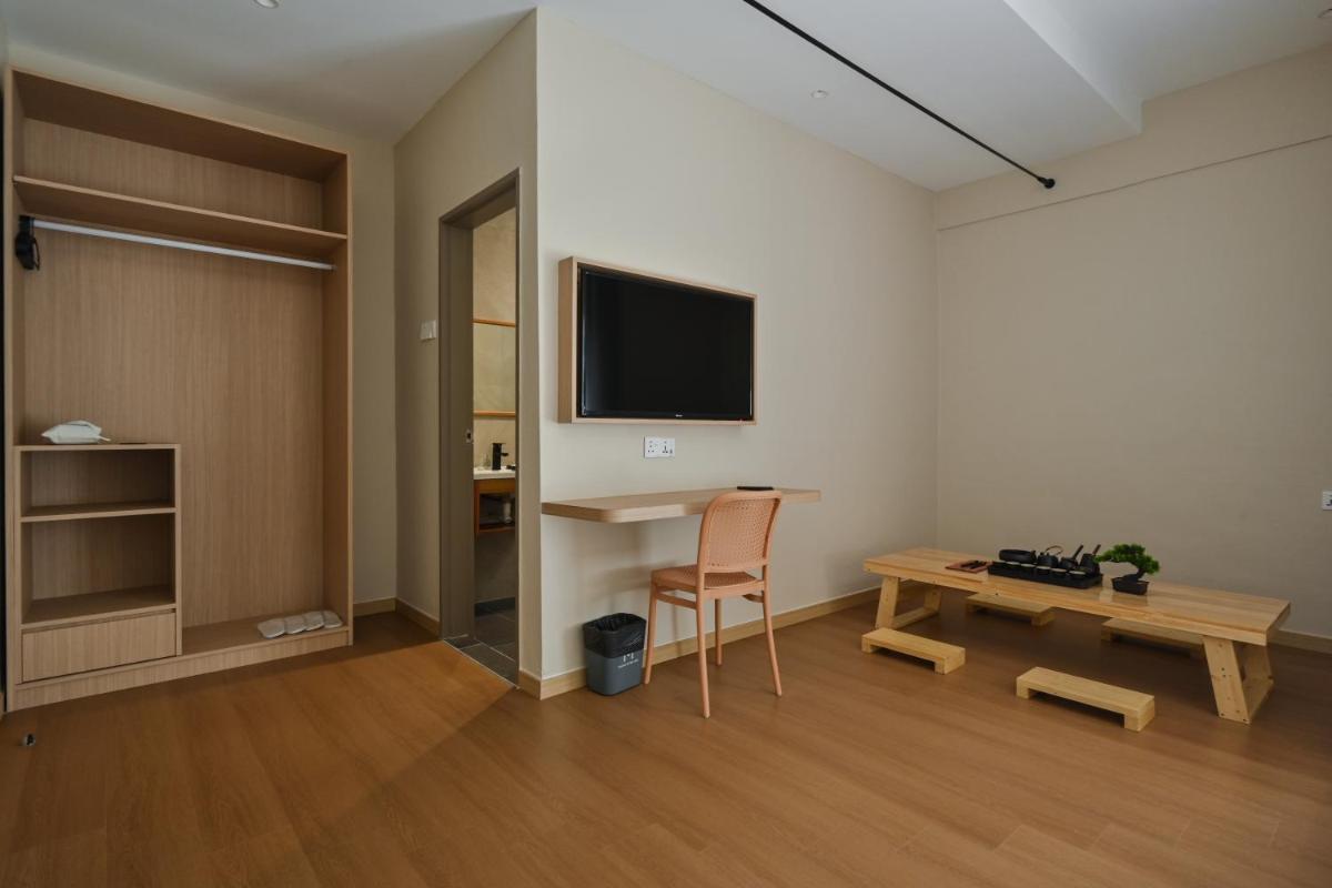 Simple Sanctuary Tanjung Tokong - Housity