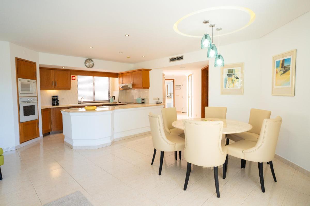 A cozinha ou kitchenette de Four Seasons Vilamoura