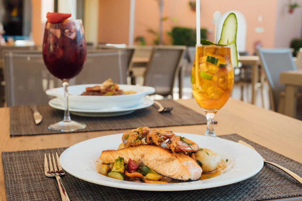 Refeições no resort ou nas proximidades